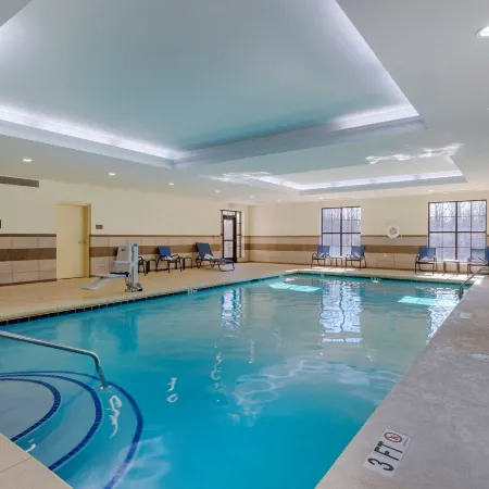 Comfort Suites Greenville South Отели в г. Андерсон