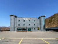 Gapyeong the Stay Hotel Hotels near Cheongpyeong