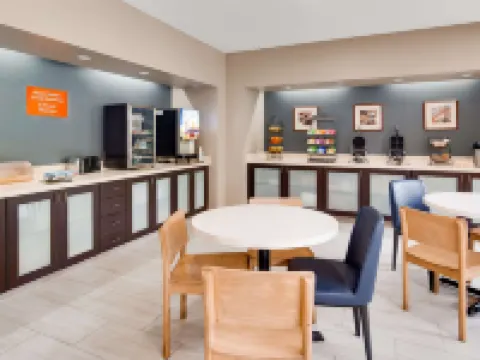 เบสท์เวสเทิร์นพลัส ออกัสตานอร์ท อินน์แอนด์สวีทส์ โรงแรมในออกัสตา