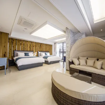 JB Tourist Hotel Hotels near Ansim Station