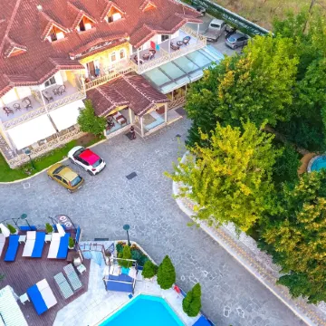 Krikonis Hotel
