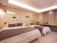 Jade Hotel Hotel in zona Dolmen di Eonyang