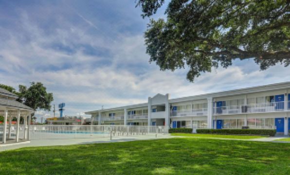 Motel 6 Jacksonville, NC