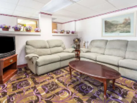 Days Inn by Wyndham Sanford Hotels in Lee County