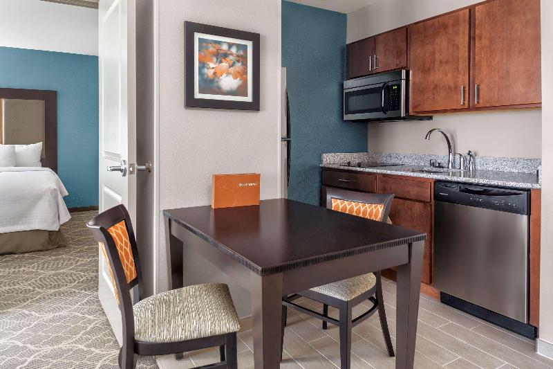 Homewood Suites by Hilton Wauwatosa Milwaukee