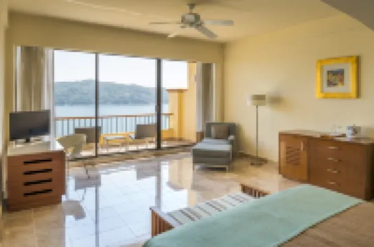 Camino Real Acapulco Diamante