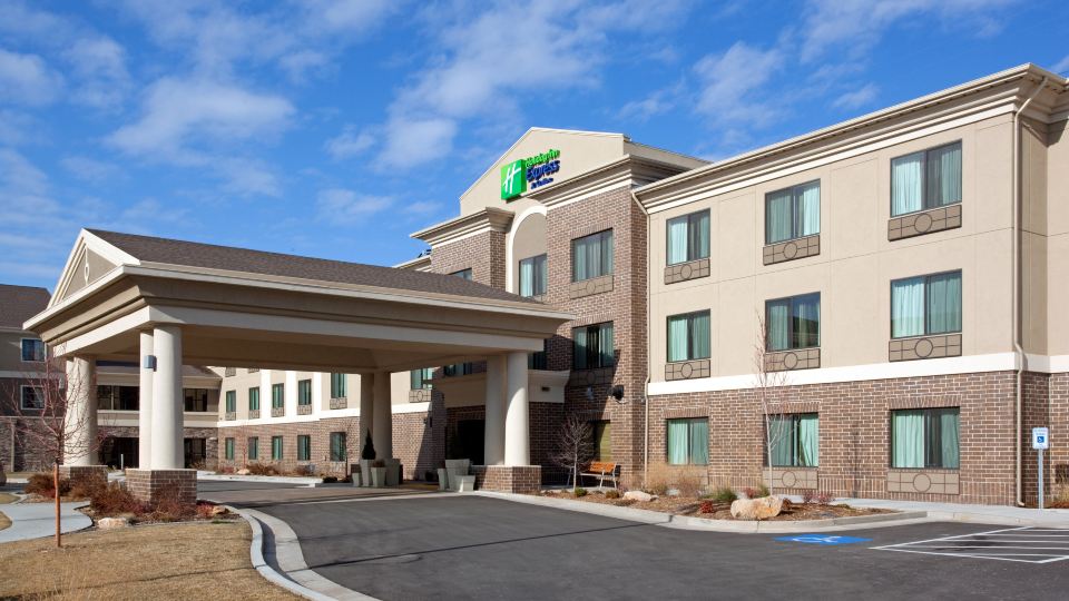 Holiday Inn Express & Suites SALT LAKE CITY WEST VALLEY by IHG