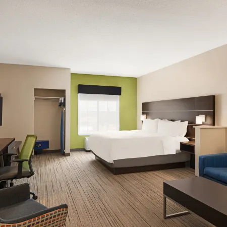 Holiday Inn Express & Suites MCALESTER by IHG