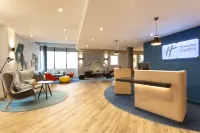 Holiday Inn Express CHELTENHAM TOWN CENTRE by IHG - Parking