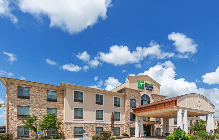 Holiday Inn Express & Suites AUSTIN NE - HUTTO by IHG