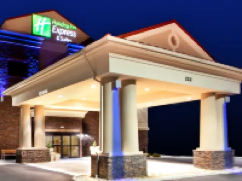 Holiday Inn Express & Suites LEWISBURG by IHG Hotels in Lewisburg