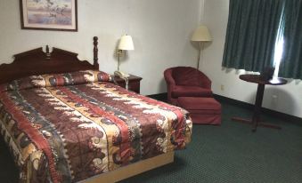 Rapids Inn & Suites