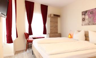 Garni City Hotel