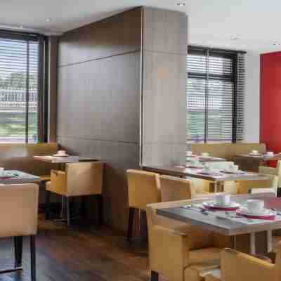 Best Western Seine West Hotel Dining/Meeting Rooms