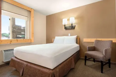 Travelodge by Wyndham Guernsey Hotels in Guernsey