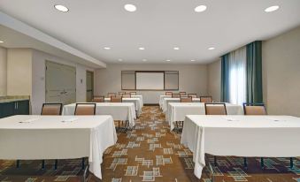 Hampton Inn & Suites Robbinsville