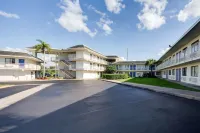 Motel 6 Lakeland, FL Các khách sạn ở Lakeland