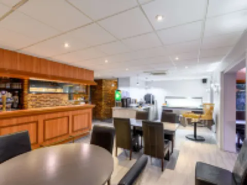 Comfort Hotel Evreux Hotels in Evreux