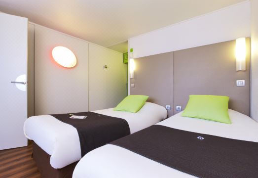 Campanile Beziers Over view