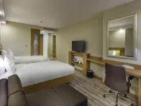 Hampton by Hilton Istanbul Atakoy Hotels near Bakirkoy