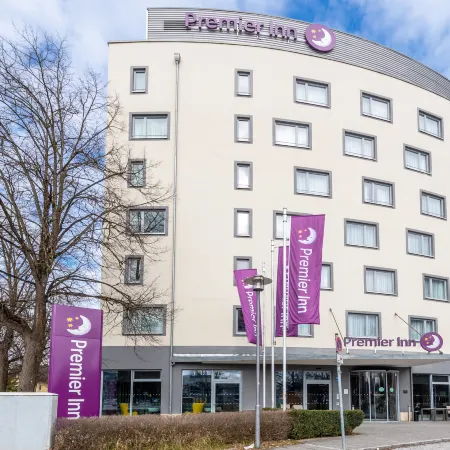 Premier Inn Muenchen Messe Отели в г. Хар