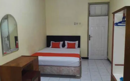Hotel Liberty Gorontalo Отели в г. Горонтало