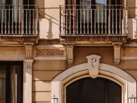 Hotel Casa Luz Hotels near Casa Batllo