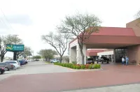 Quality Inn & Suites Plano