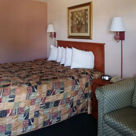 Rodeway Inn Leesburg Chain of Lakes