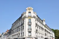 Le Grand Hotel Hoteles en Tours