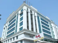 The Byke Suraj Plaza Pure Veg, Thane Hotels near Shiv Shakti mitra mandal Sarvajanik Ganeshotsav