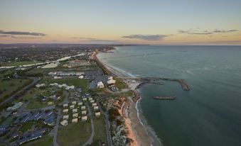 The Retreat West Beach Parks