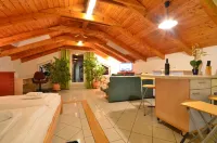 AJO Apartments - Alte Donau Garden Flat - Self-Check-IN - Beach