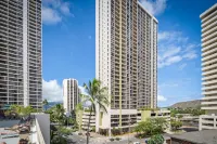 Aston Waikiki Sunset Hotel dekat Sans Souci Skies