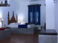 Dambulu Oya Family Park Отели рядом с достопримечательностью «Dhammahadaya Viveka Senasuna Naula»