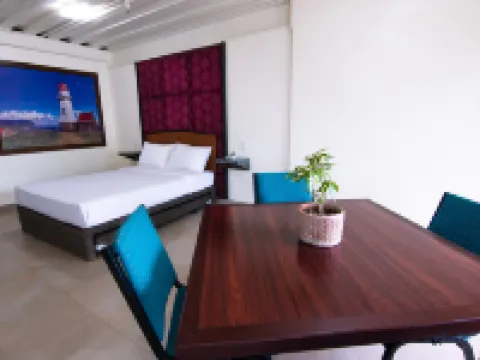 Leuchtturm Resort Hotels in Boljoon