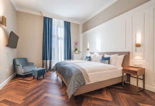 Hotel Reine Victoria의 고풍스러운 내부 인테리어