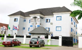 Western Dreams Hotel