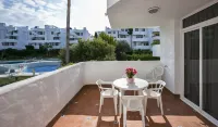 Aparthotel Ona Campanario - Pools