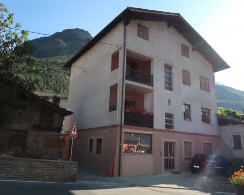 La Maison d'Amelie Hotels in Fenis
