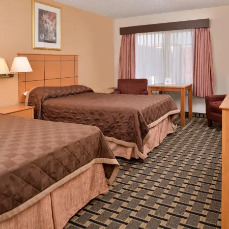 Americas Best Value Inn and Suites St. Cloud