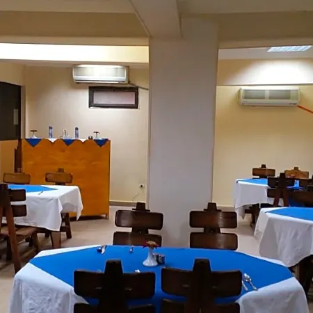 Applicators Hotel