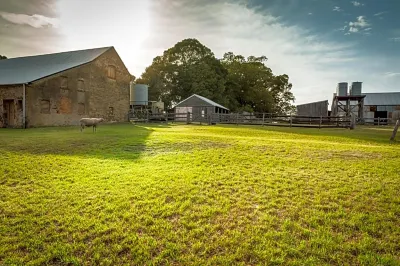 The Barracks, Tocal