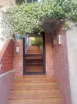B&B Around the World Hotels near Monumento della Sirenetta