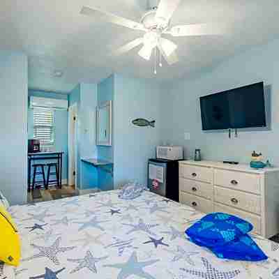 Upham Beach Inn Rooms