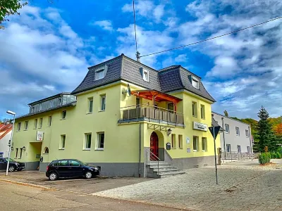 Hotel zur Krone Hotels in der Nähe von Festplatz Schwieberdingen