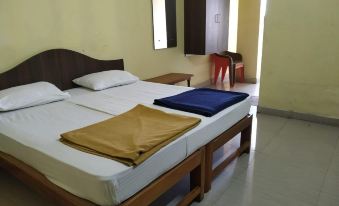 Iroomz Hotel Vishwa Lodging