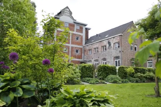 豪辛德布汝瑞吉住宿加早餐旅館