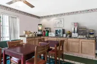 Brentwood Inn & Suites فنادق في Suffolk