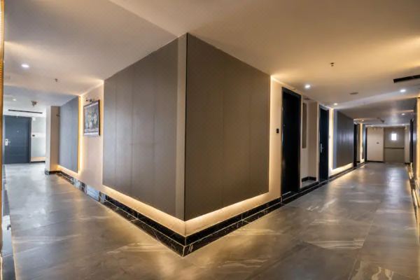 The Arrivals-Aprt 2Pax-Best Pool-Chillsky-Dist1_3